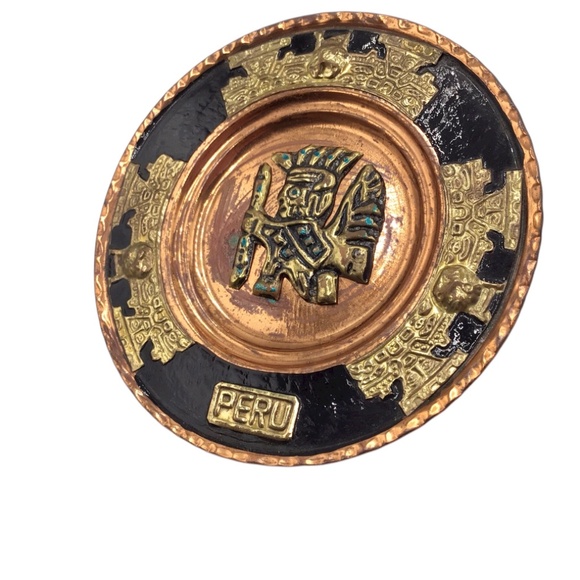 Vintage Peruvian Wall Plates – Handcrafted Copper and Brass Decorative Plates - Picture 10 of 12